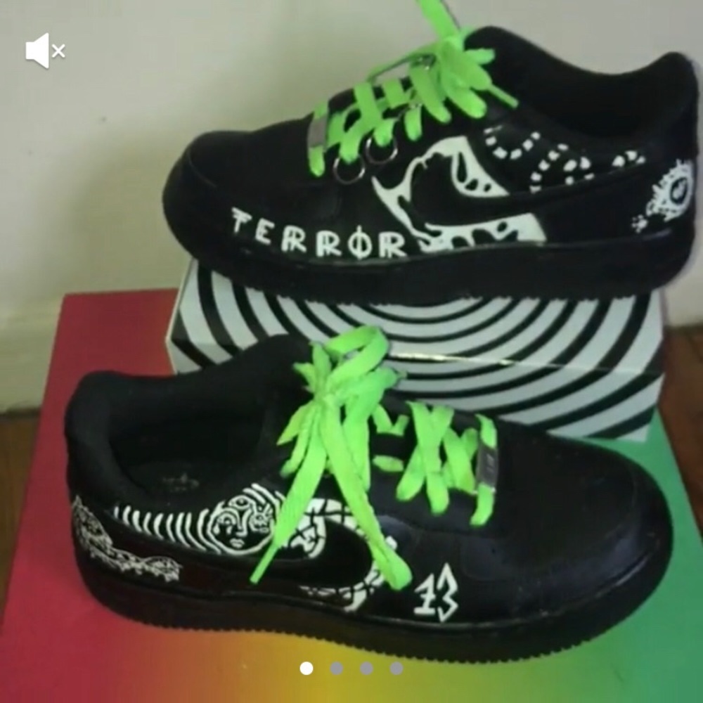 Hand painted black air force’s